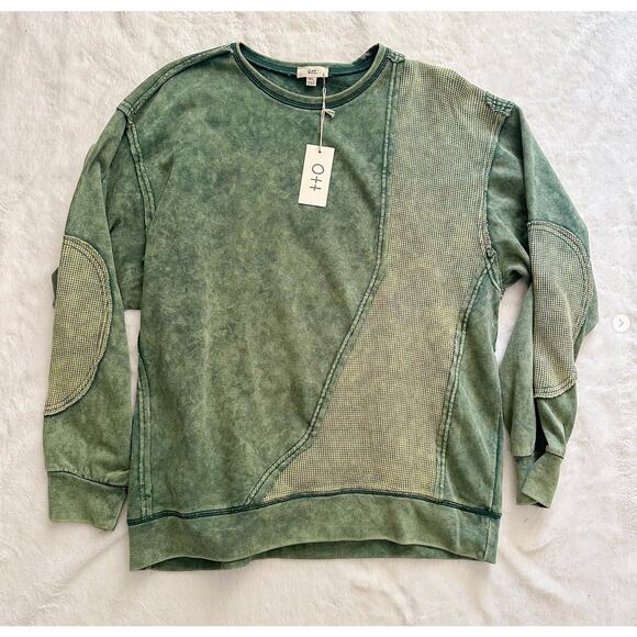 NWT Oversized Boutique Sweater - Size M/L - Cozy Fit - Picture 1 of 5
